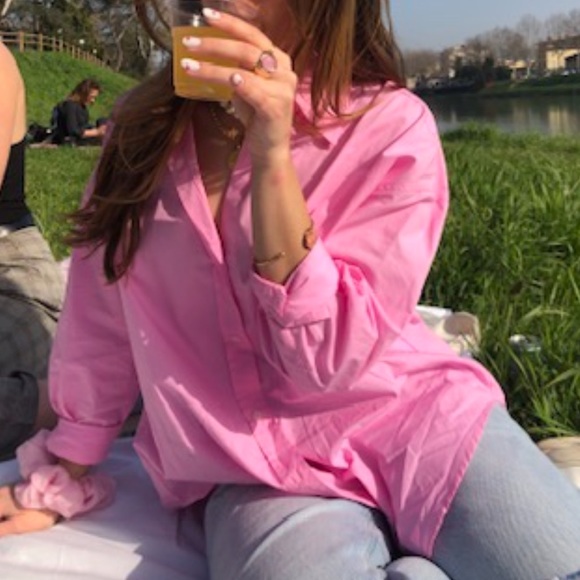 Pink button down - Picture 2 of 3